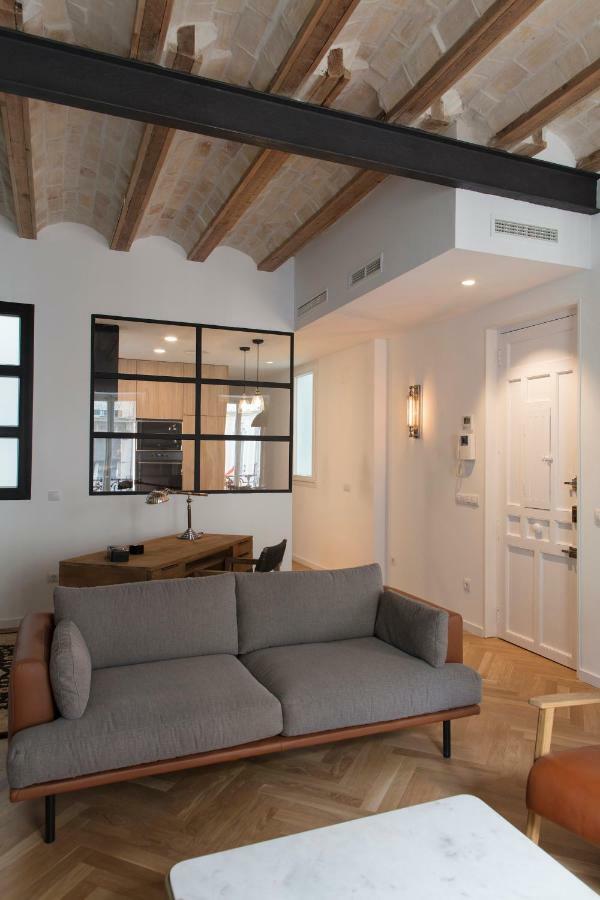 Florit Flats - Chic And In A Lively But Quiet Area Walking Distance Appartamento *